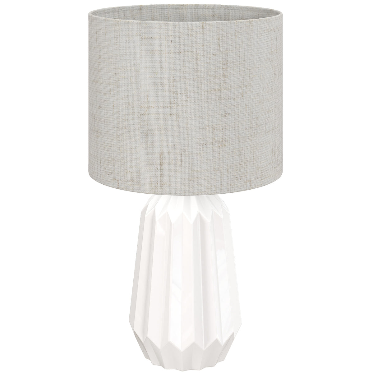 Lámpara de mesa con base de cerámica plisada blanca y pantalla beige sobre fondo blanco