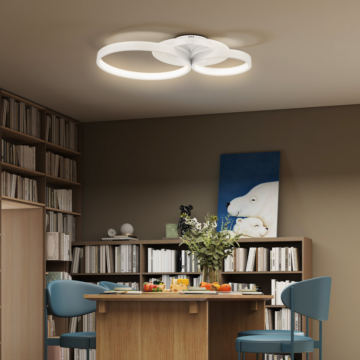 Plafón LED de tres aros en un comedor
