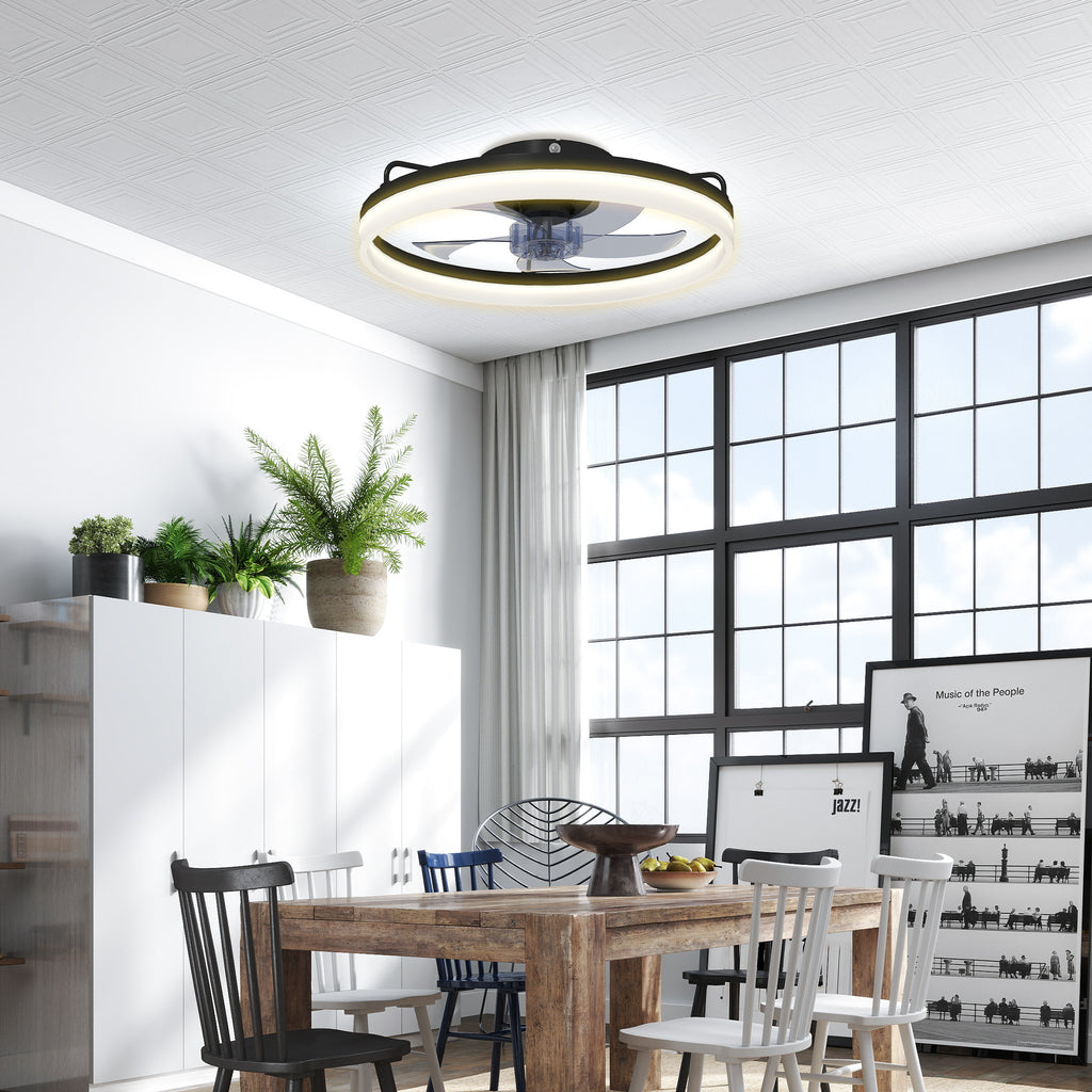 Ventilador de techo negro con luz en un dormitorio