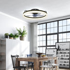 Ventilador de techo negro con luz en un dormitorio