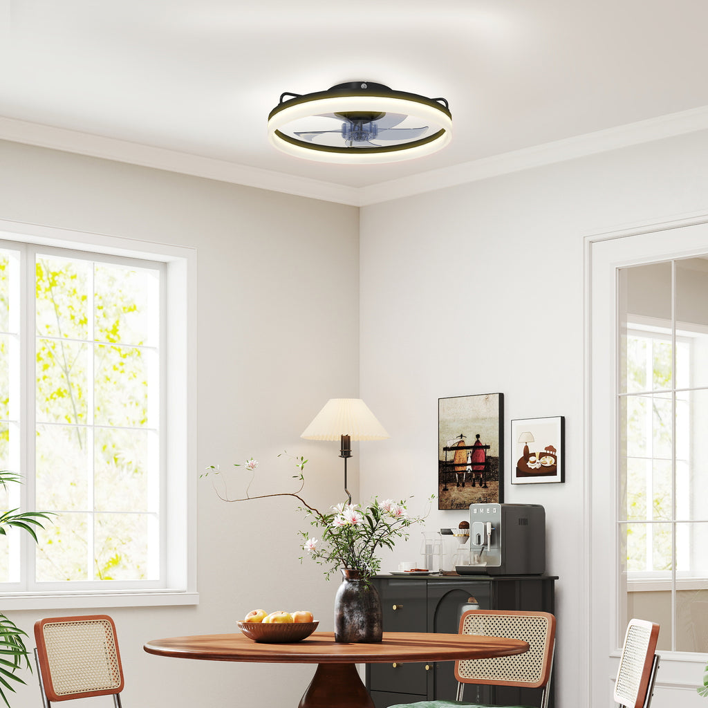 Ventilador de techo negro en una habitación