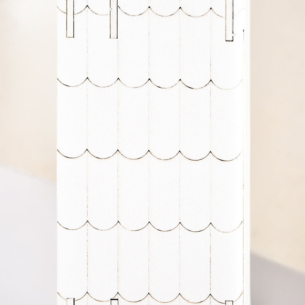 Calendario de Adviento sobre un mueble de entrada