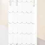 Calendario de Adviento sobre un mueble de entrada