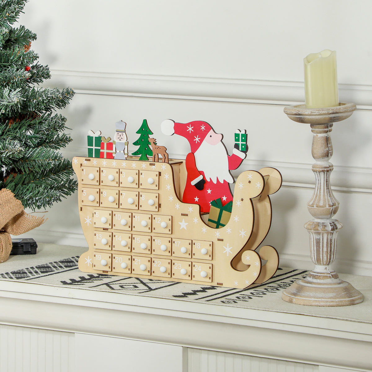 Calendario de Adviento de madera sobre una mesa