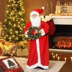 Figura de Papá Noel delante de una chimenea con calcetines navideños y regalos