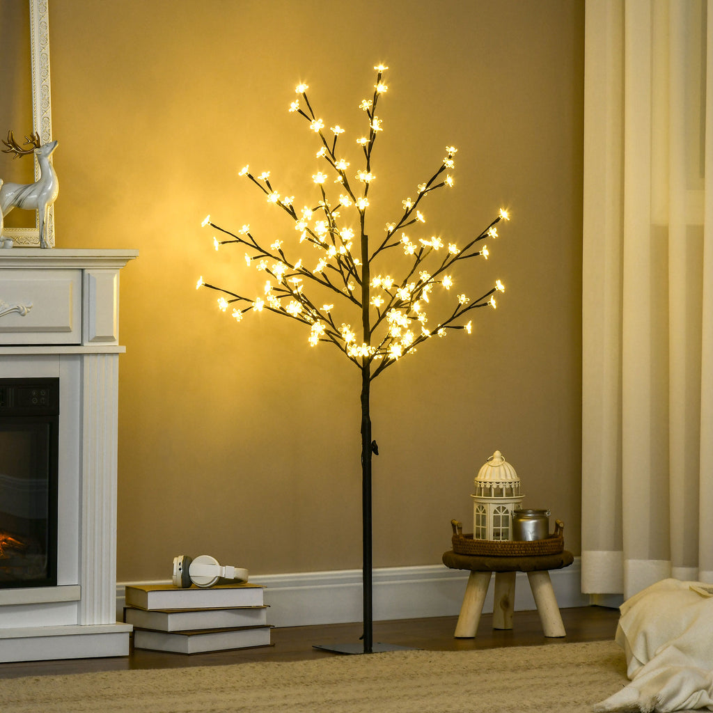 Árbol de cerezo luminoso en un salón