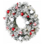 Corona de Navidad nevada de 60 cm con bolas y bayas, vista completa sobre fondo blanco