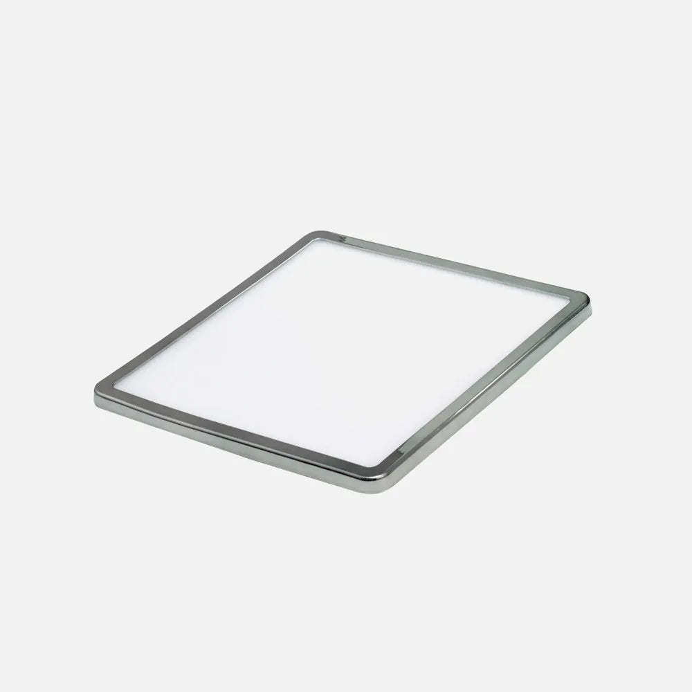 Detalle del downlight LED empotrable cuadrado de 15 W ajustable al hueco de empotrar