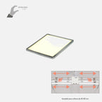 Downlight LED empotrable cuadrado de 8 W con marco cromado, visto en perspectiva