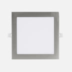 Downlight LED empotrable cuadrado níquel de 18 W visto de frente