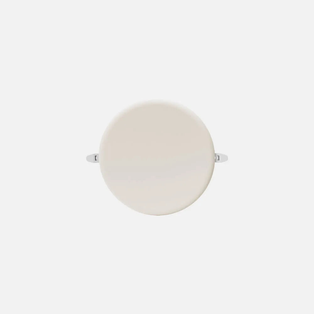 Downlight LED empotrable redondo blanco de 18 W y 2 cm de altura visto de frente