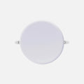 Downlight LED empotrable redondo blanco de 24 W y 2 cm de altura visto de frente