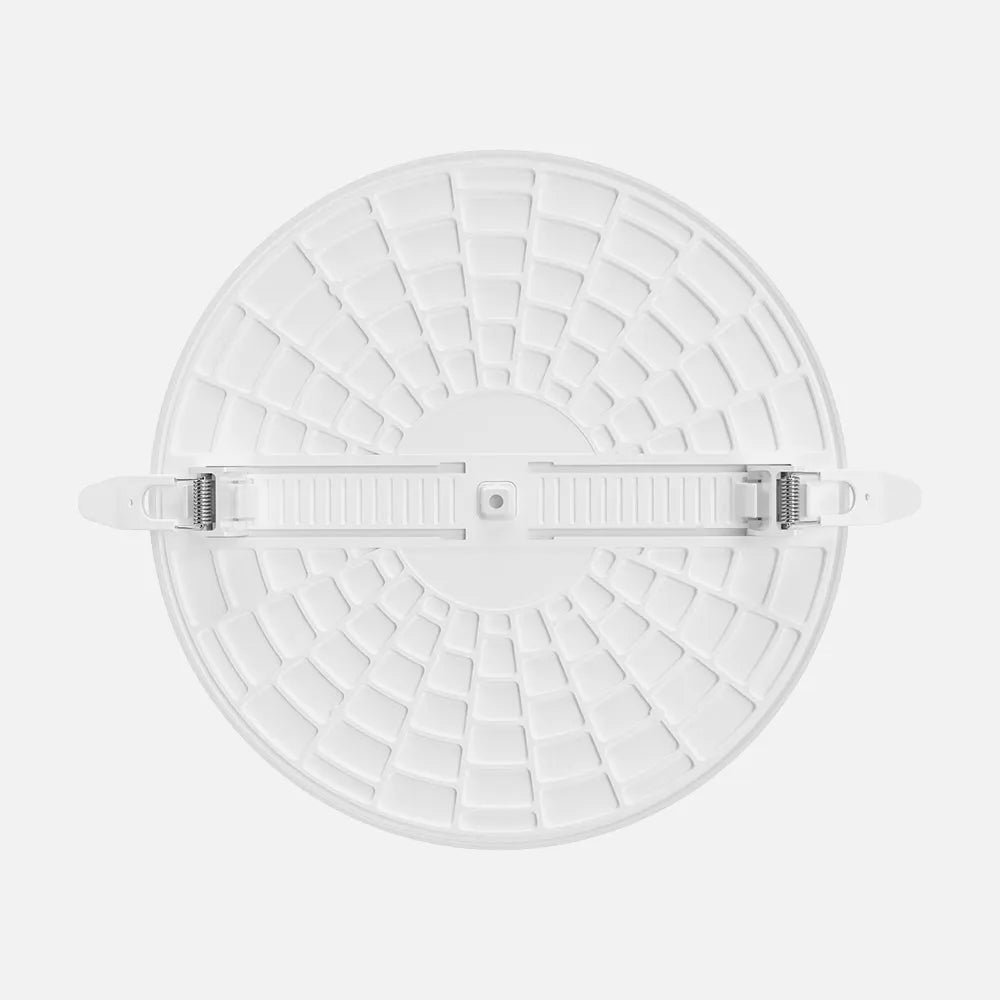 Parte trasera del downlight LED empotrable de 36 W con sus muelles de sujeción