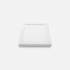 Downlight LED cuadrado de superficie blanco de 12 W visto de perfil