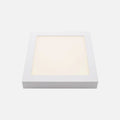 Downlight LED cuadrado de superficie blanco de 22,5 por 22,5 cm