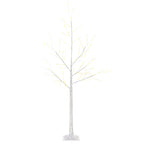 Árbol de abedul luminoso en un salón