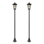 Set de 2 farolas solares de jardín negras de altura ajustable sobre fondo blanco
