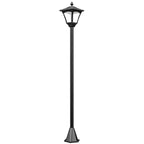 Farol solar junto a una piscina